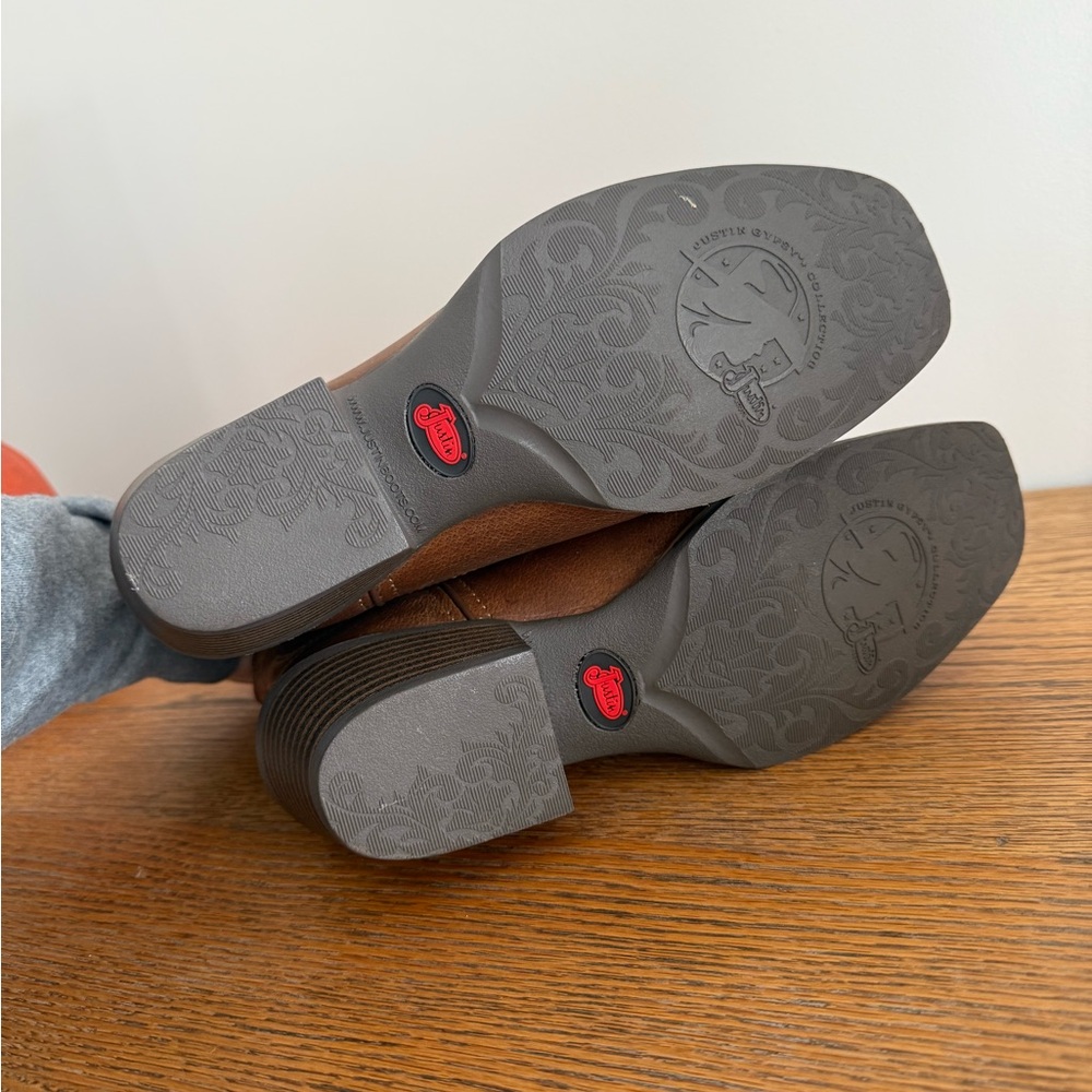 Justin Brown Western Ankle Boots - Picture 3 of 4